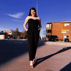 Meet your Posher, Casey